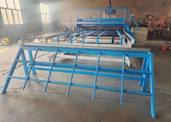 Сварочный аппарат 380volt ячеистой сети загородки размера 200*50mm отверстия 50HZ