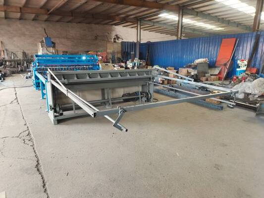 Mesh Size 100*100mm PLC Construction Mesh Panel Welding Machine